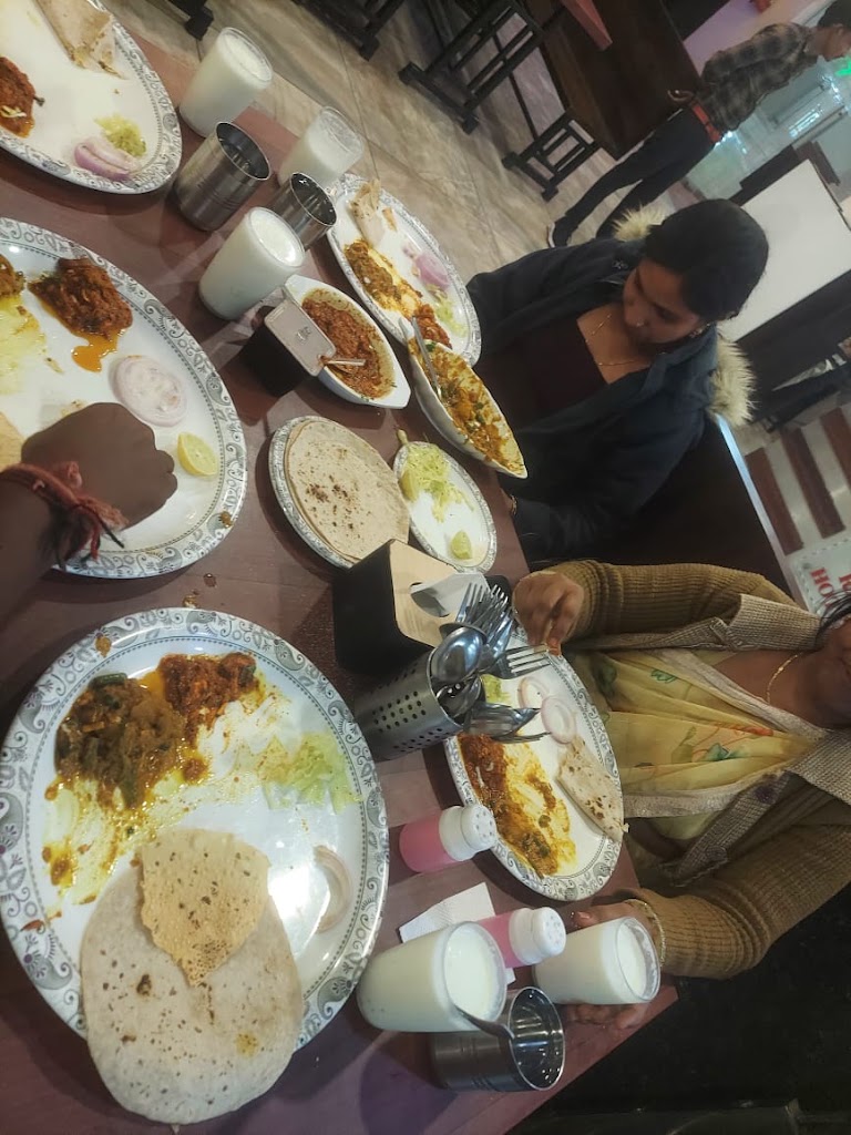 Raj Parotha Mahudi
