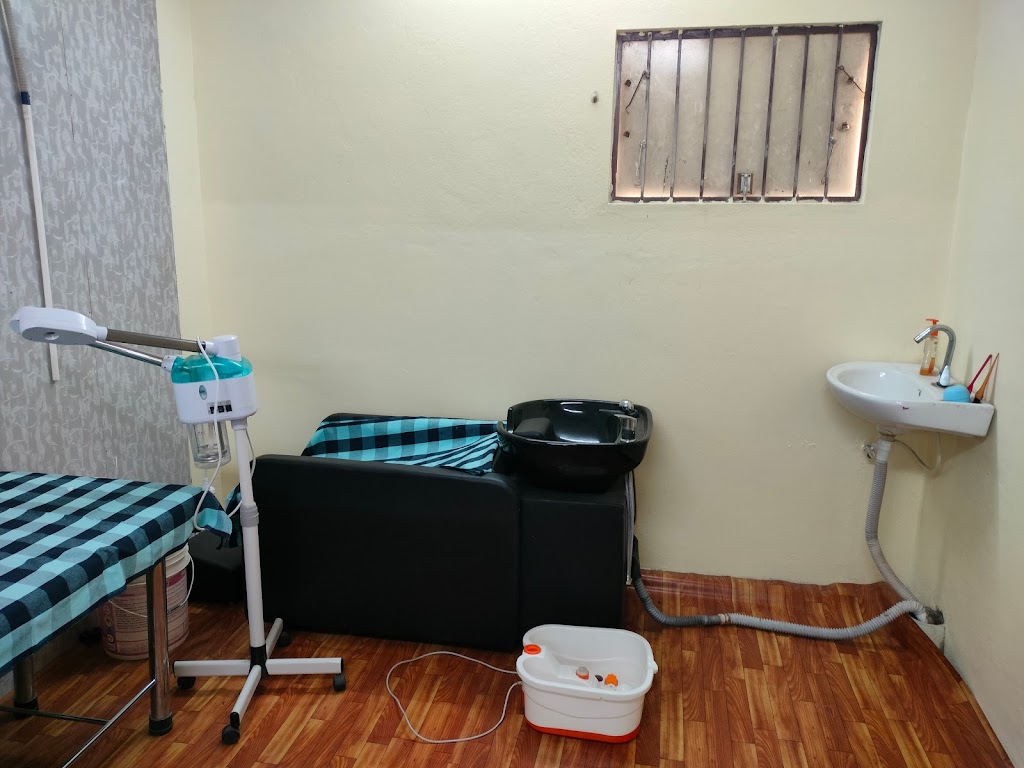 Aishu Queen Beauty Parlour