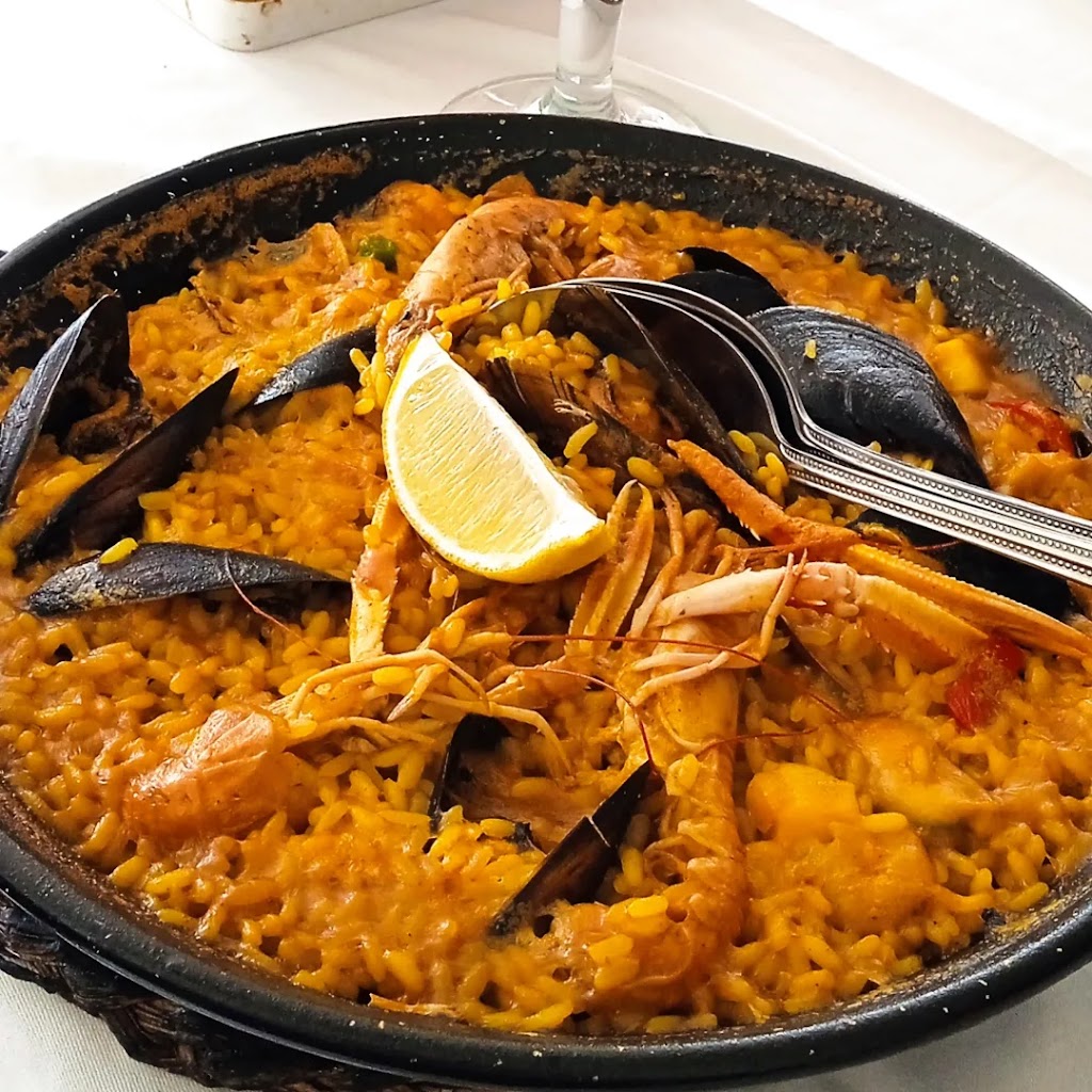 Can Marti (El Xipiro) — Paella