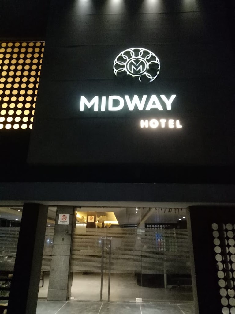 Midway Hotel