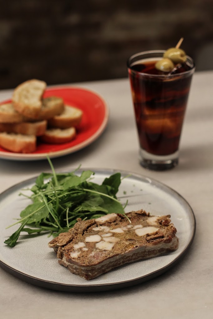 Debut | Restaurant L'Hospitalet Centre — Comida y bebida