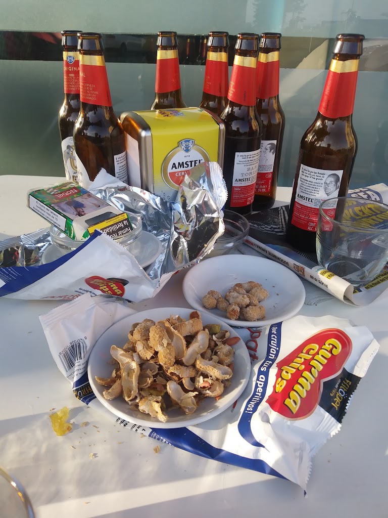 Bar El Secreto — Comida y bebida