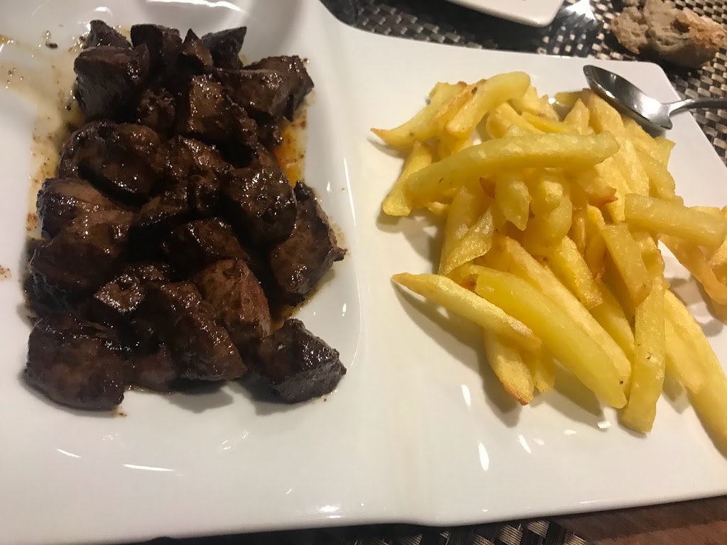 El Solar de Marques — Comida y bebida