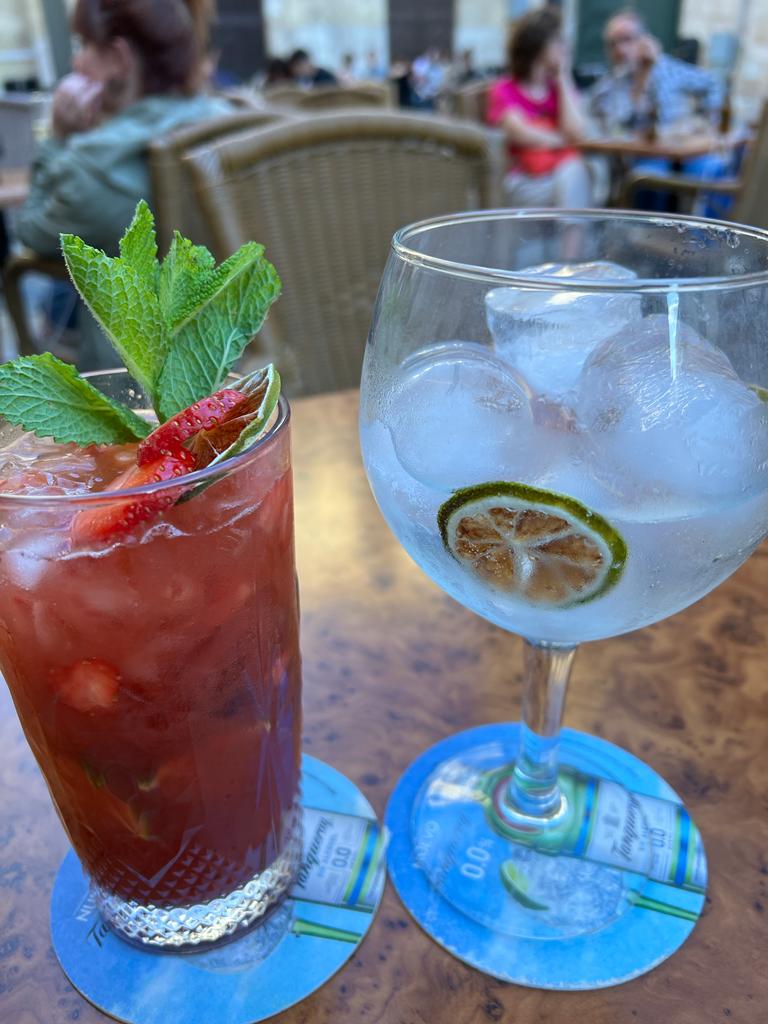 The Green Dog Cafe — Zumo