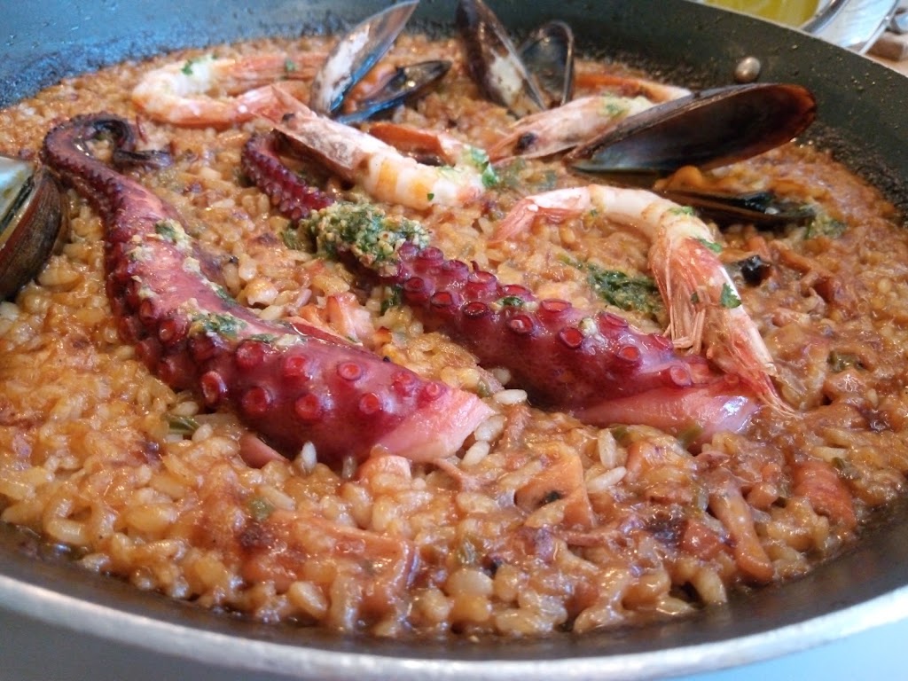 Restaurante Nueve — Paella