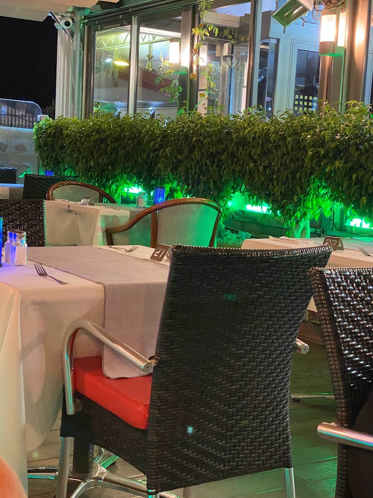 Restaurante El Rodeo — Ambiente