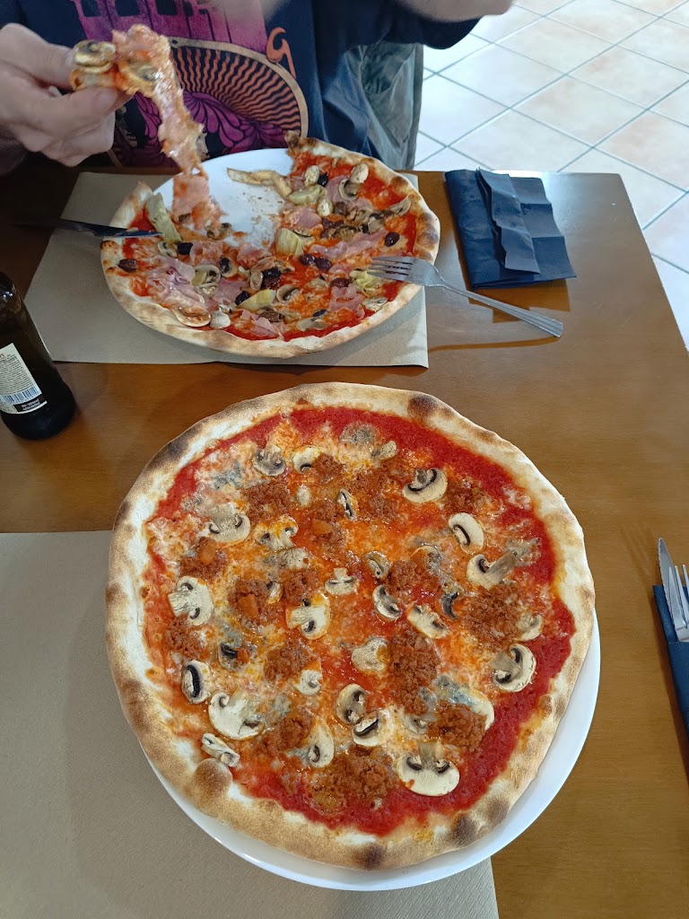 Bar restaurante La Rebotica — Comida y bebida