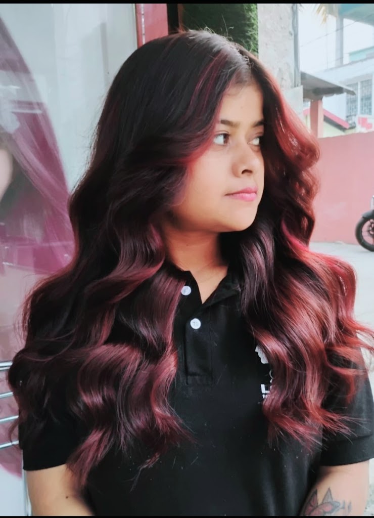 Looks Family Unisex Salon