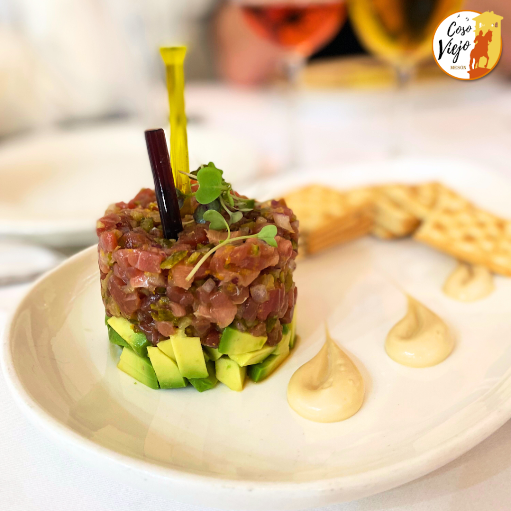 Meson Coso Viejo — Comida y bebida