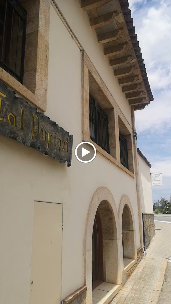 Restaurant Cal Pupinet — Videos