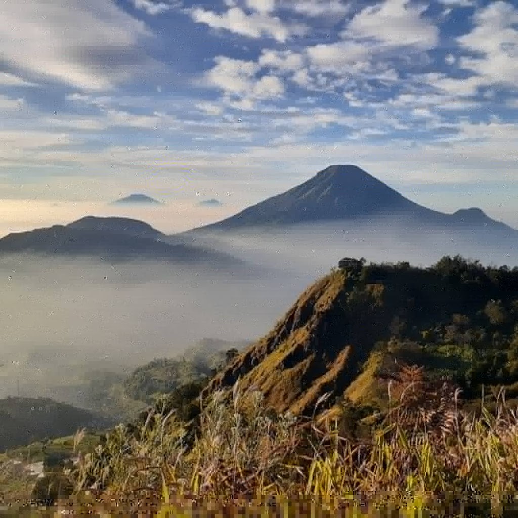 Base Camp Pendakian Gunung Pakuwaja