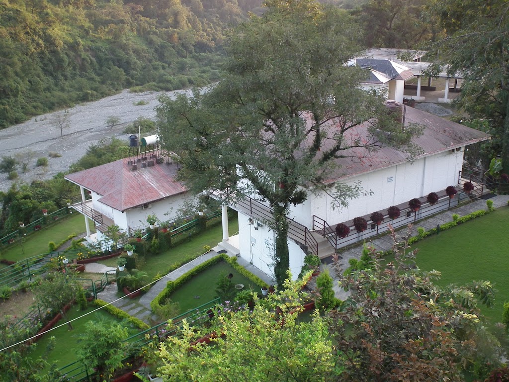 Home In The Hills Resort Restaurant
