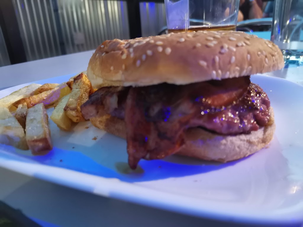 Bar Los amigos taperia — Papas fritas