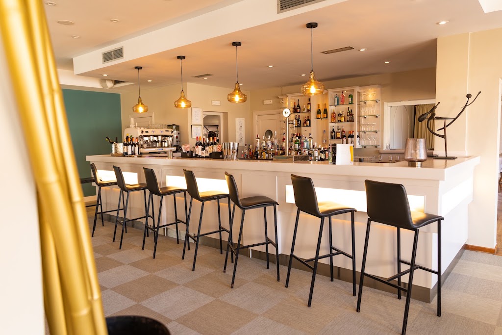 Grand Lounge & Bar — Ambiente