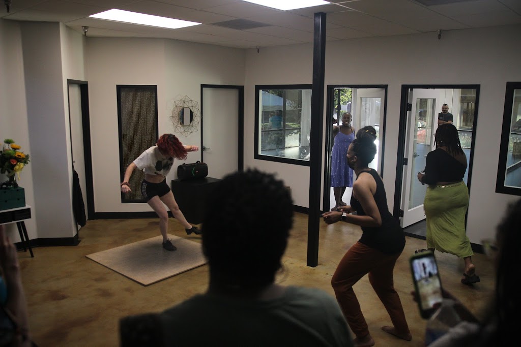  SALT STUDIOS : A DANCE STUDIO FOR ADULTS