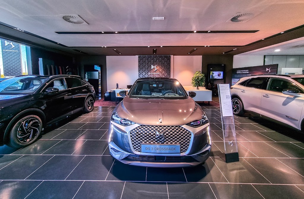 DS Salon Alcobendas — Interior