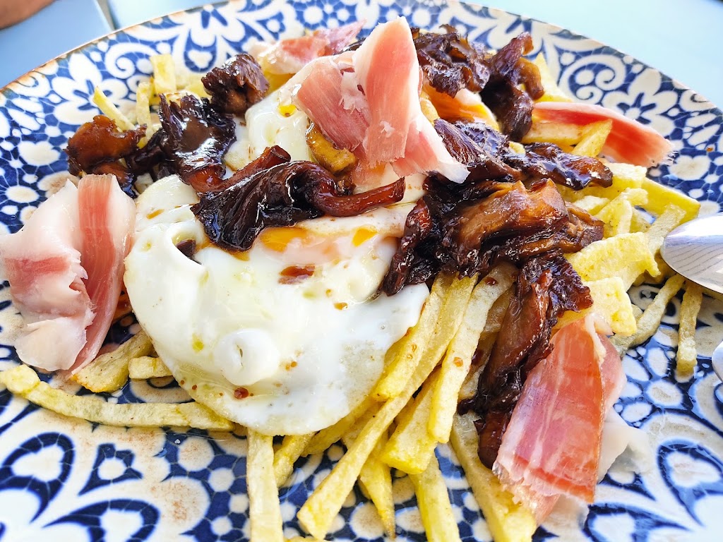 La Parrilla de Arcos — Comida y bebida
