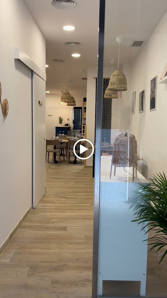 Taverna Japonesa Ikigai — Videos