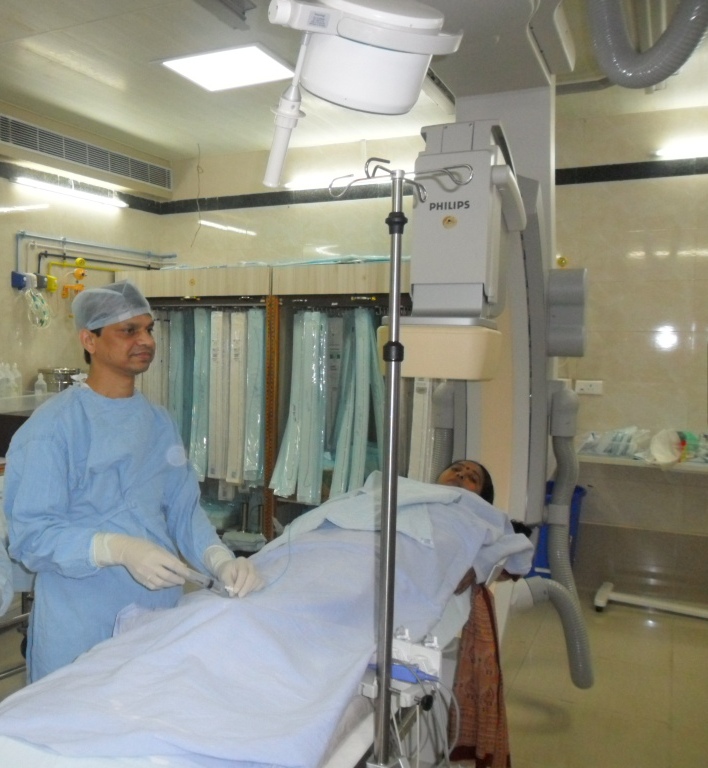 Dr. Dr M Ravi Chandra Cardiologist Md Dm Fic Facc Fesc Gold Medallist