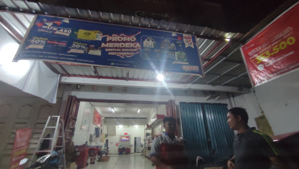 Shop & drive - Hamka, Padang