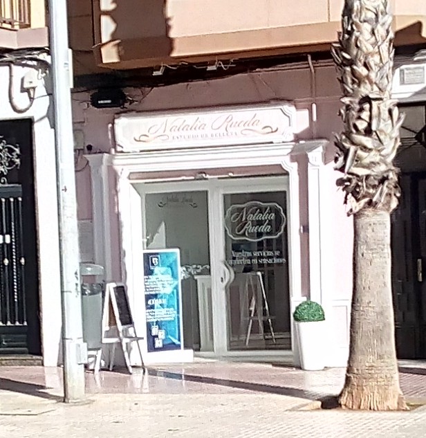 Natalia Rueda, Estudio De Belleza — Exterior