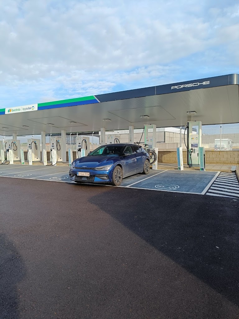 Punto de carga Iberdrola | bp pulse