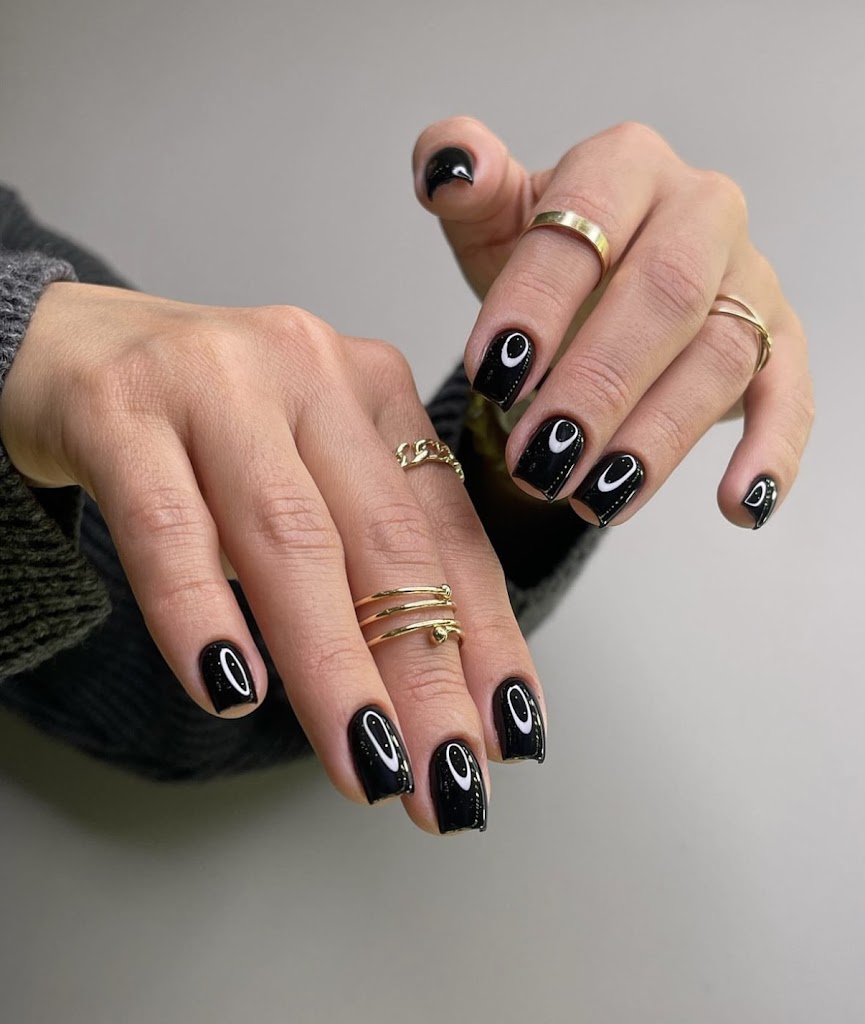 Russian Manicure Naomi Nails Main Image