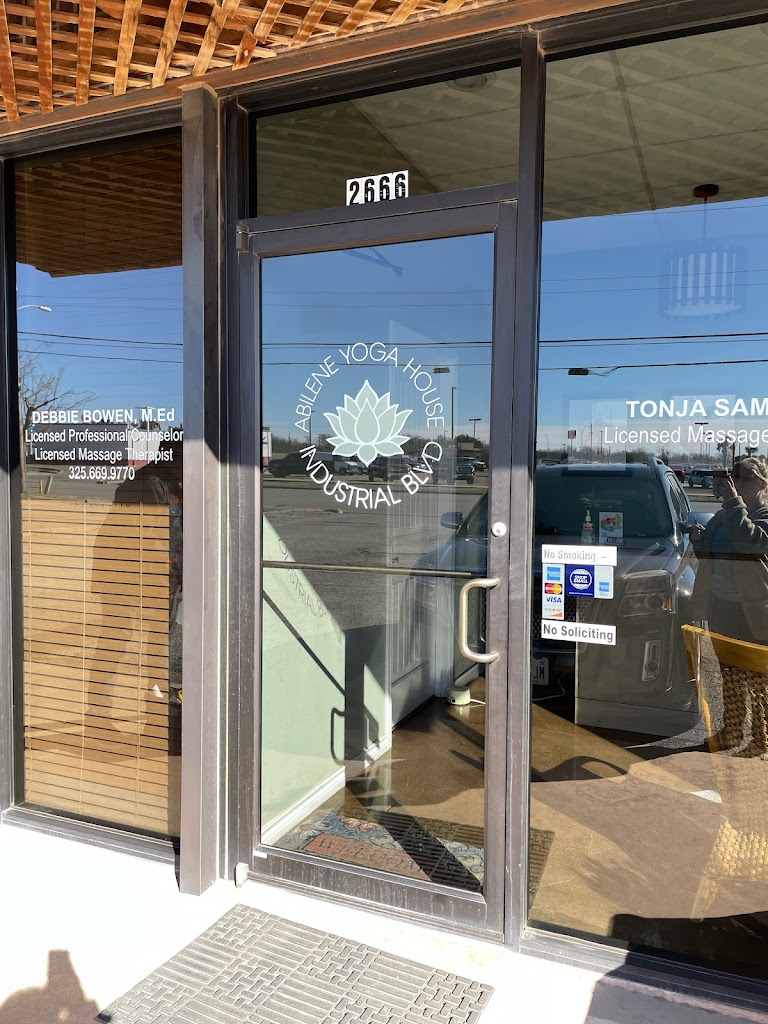  Abilene Yoga House +