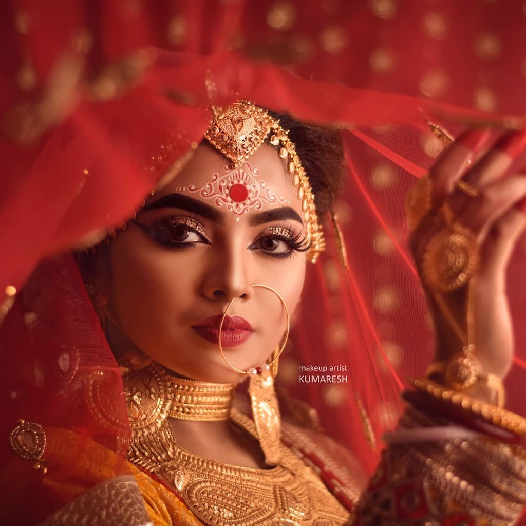 J Barbiere No 1 Unisex Salon In Gariahat