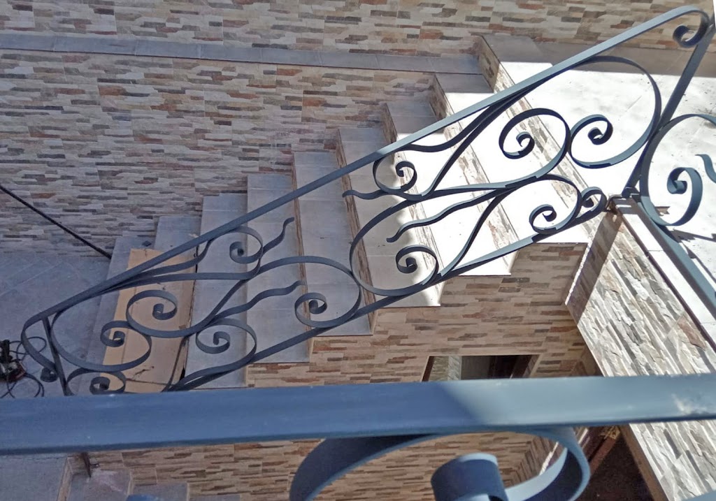 Carpinteria Metalica Moremar S.L.L: