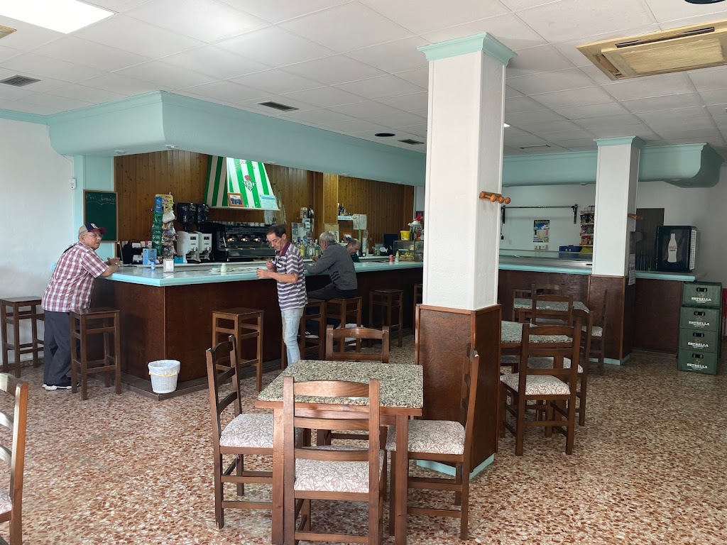 Cafe Bar Juanico — Ambiente