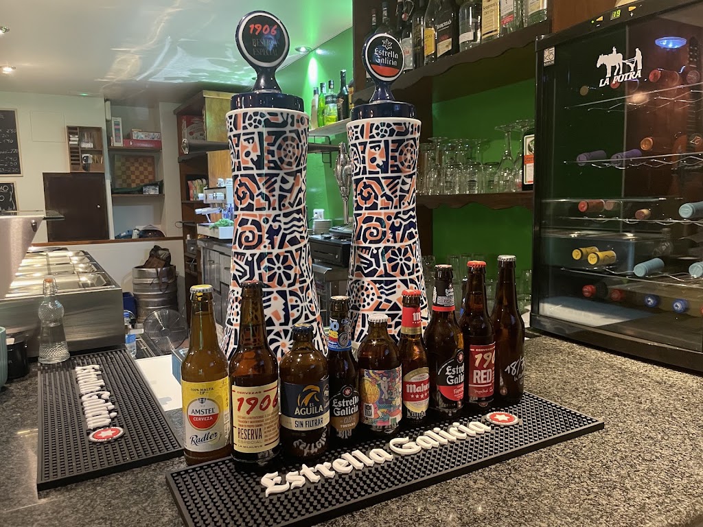 Bar Crespo — Comida y bebida