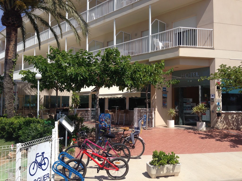 Hotel Mediterrani Blau — Todas
