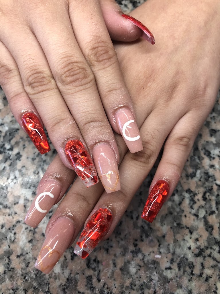 Victoria Nails And Spa - Delano, CA