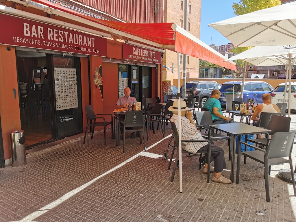 Bar Tete Cafeteria — Ambiente