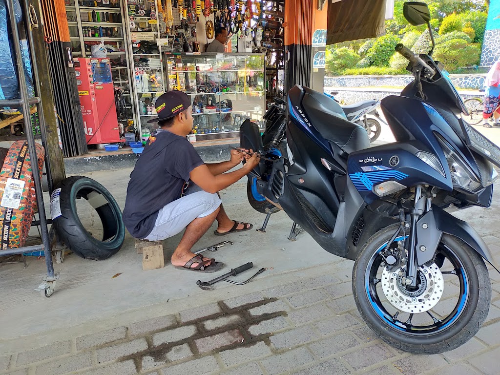 Five Auto Variasi