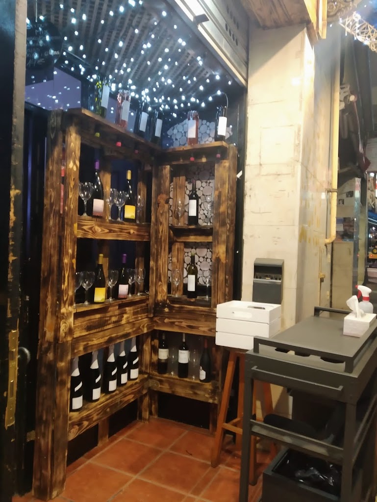 Familygins & Food — Ambiente