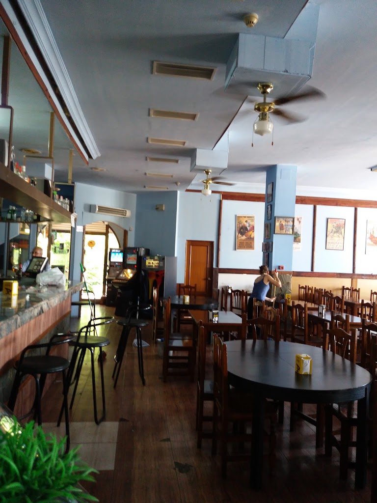 Bar Restaurante Braseria Rocio Macarena Victor — Ambiente