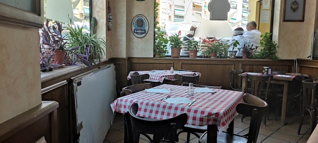 Cerveceria Siglo XXI — Ambiente