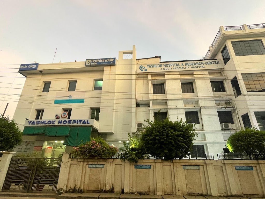 Dr. Yashlok Hospital Research Centre