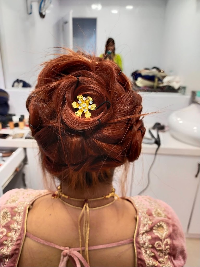 The Glamour Unisex Salon Academy