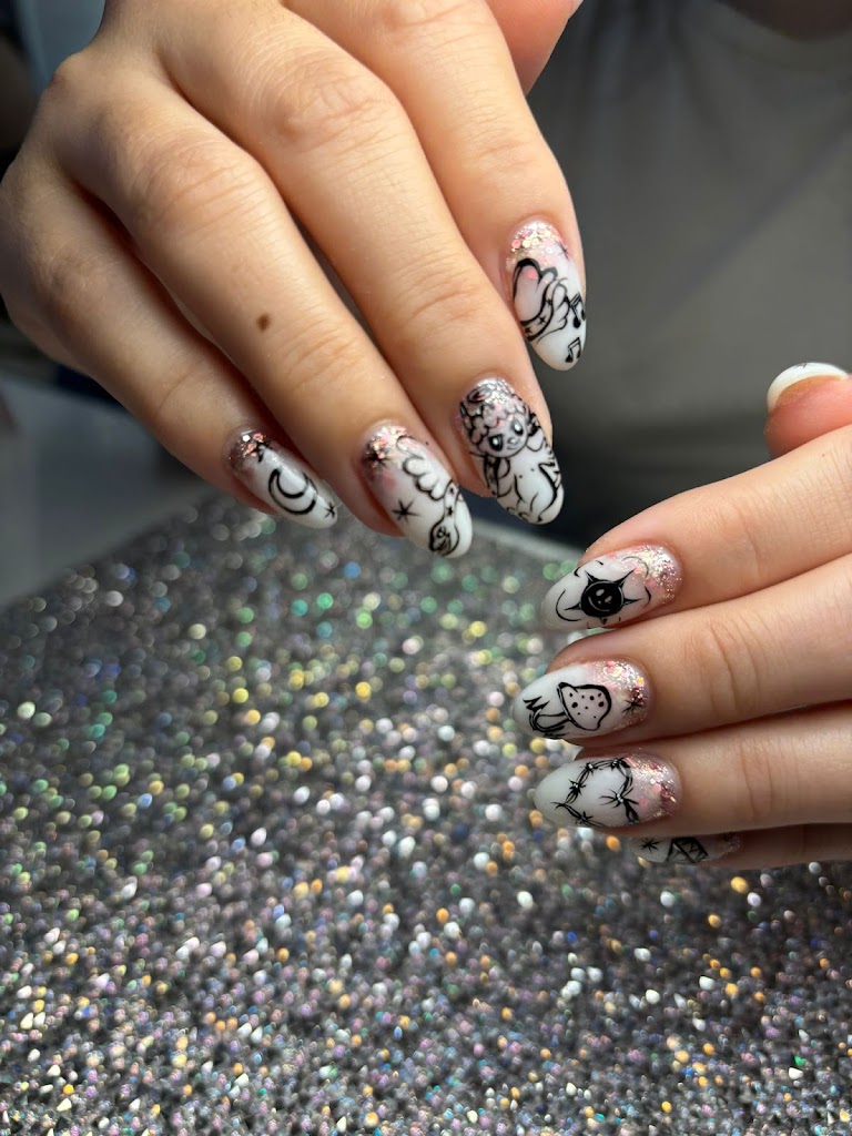 So Pretty Nails