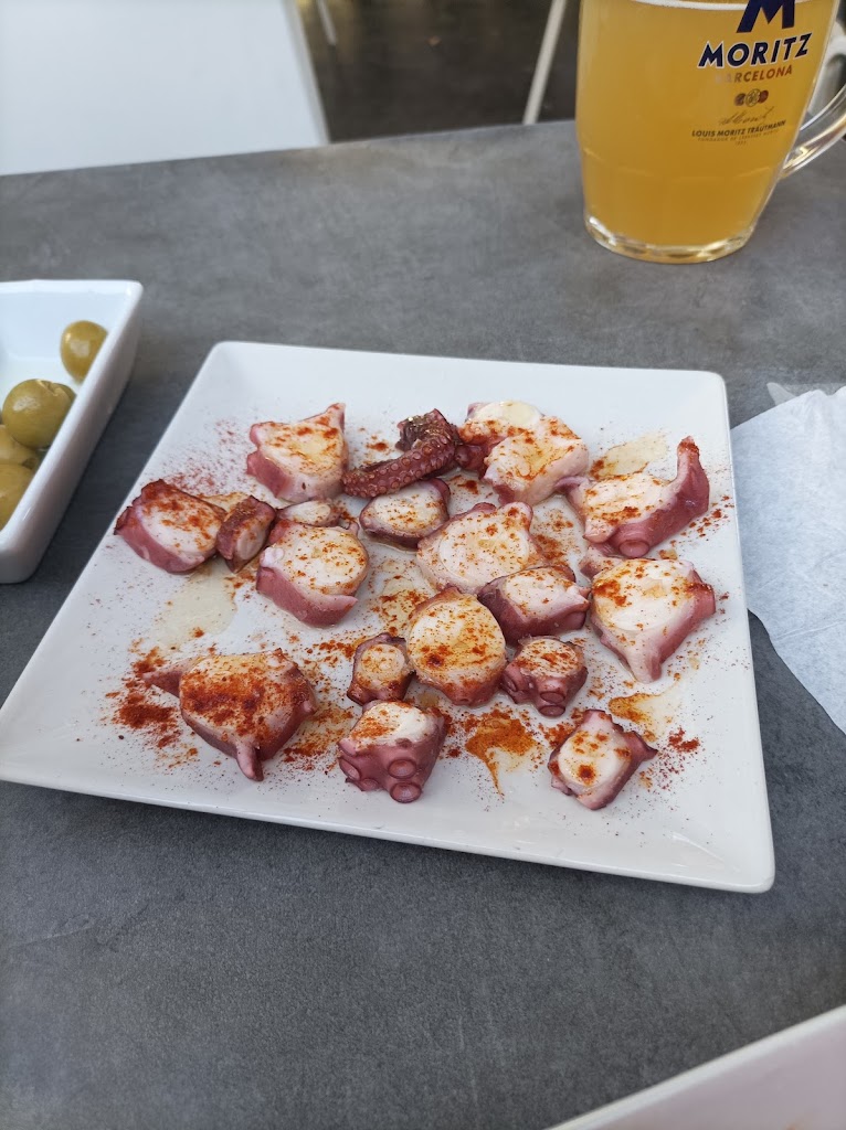 Calisso Cultural — Comida y bebida