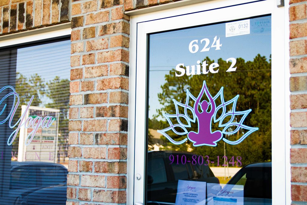  Yoga Divine & Massage