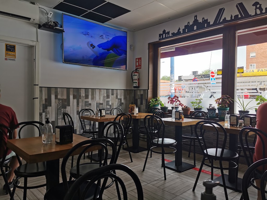 Bar Malpica — Ambiente