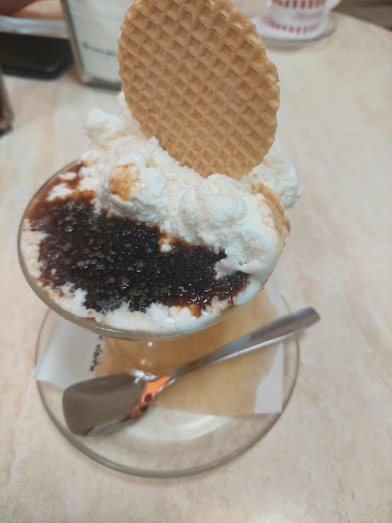Helados Carbonell — Comida y bebida