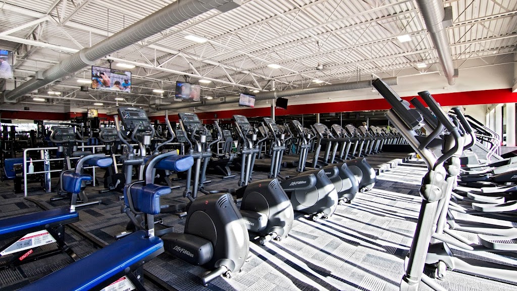  Powerhouse Gym Clinton Township 24/7