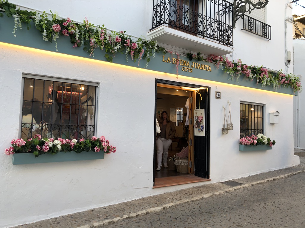 La Buena Juanita Gifts