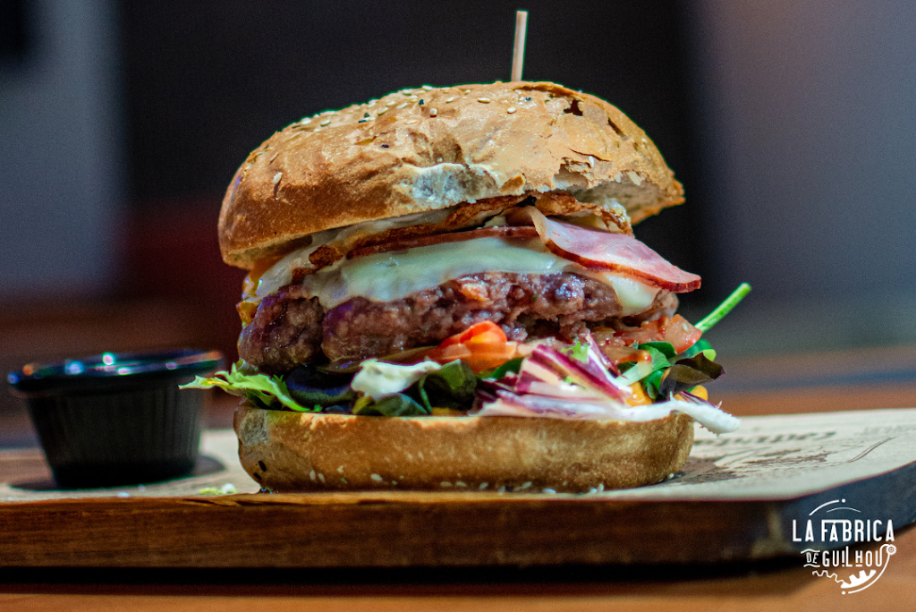 La Fabrica de Guilhou  Bar | Sidreria | Restaurante donde comer en MIERES — Comida y bebida