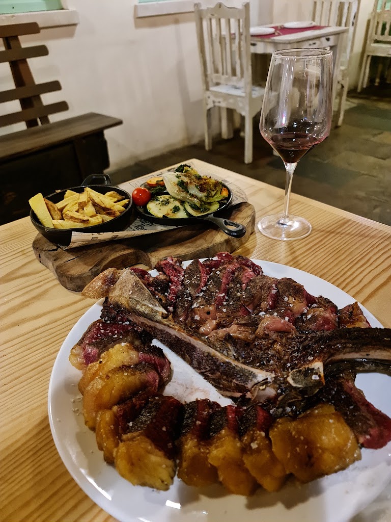 Plaza Canterbury — Comida y bebida